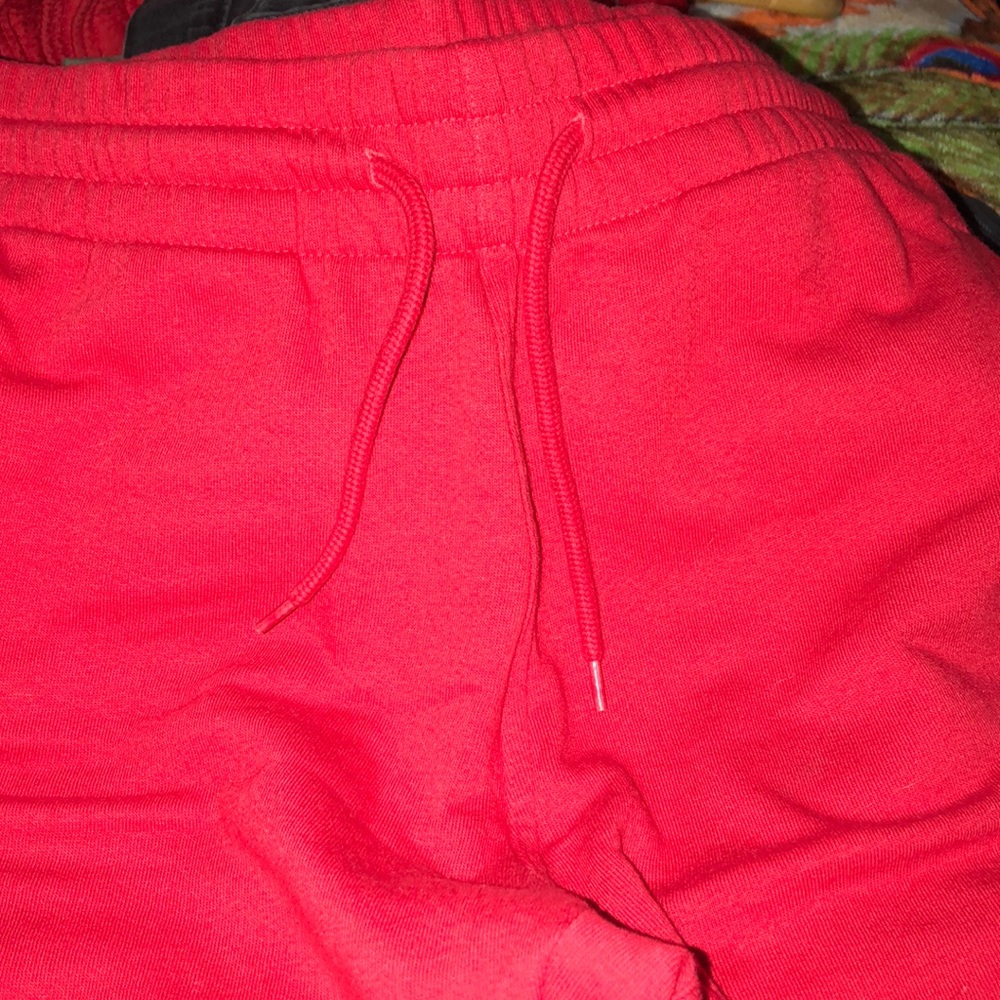 H&M red casual shorts